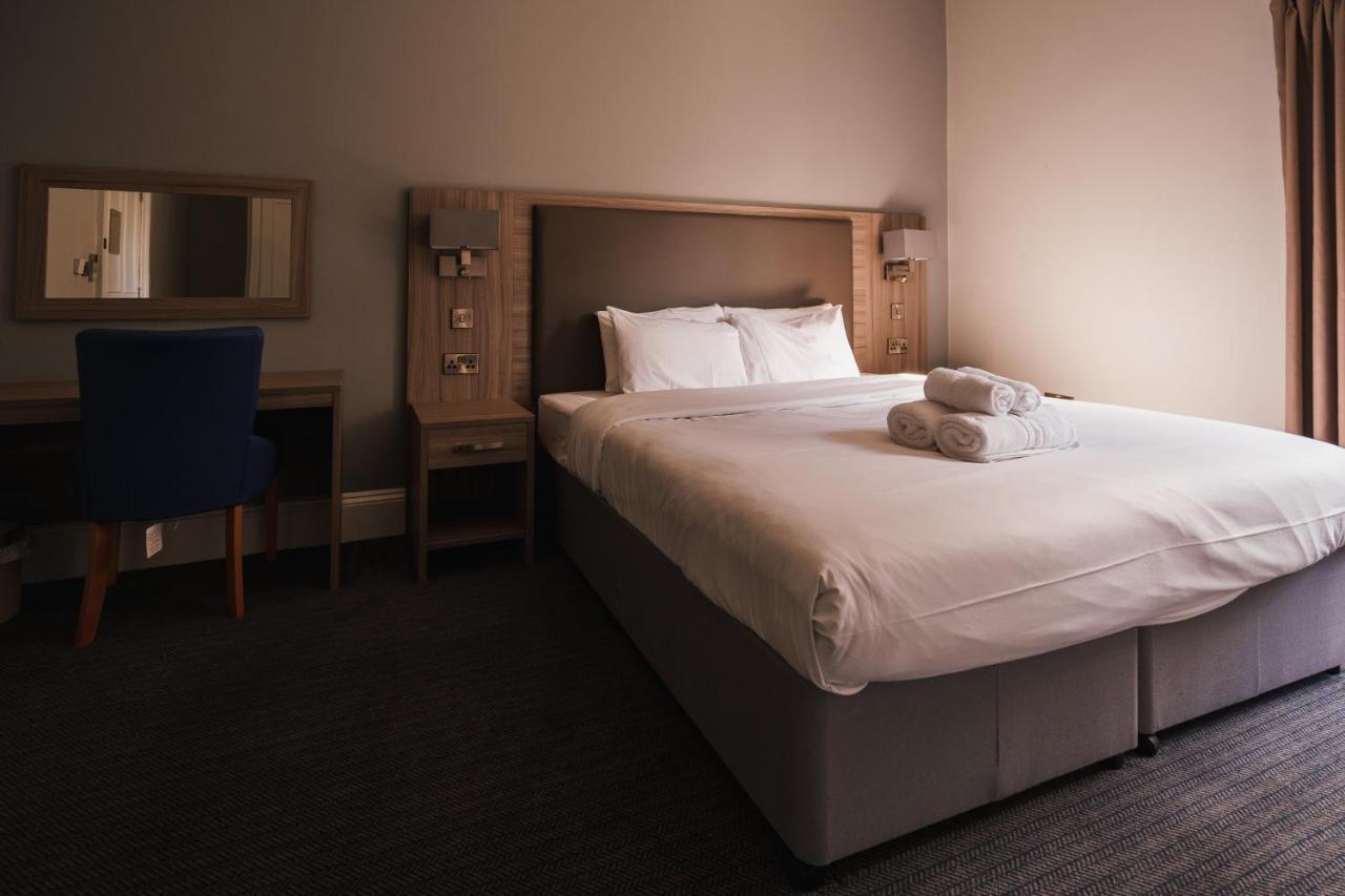 St Andrews Town Hotel ドロイトウィッチ エクステリア 写真