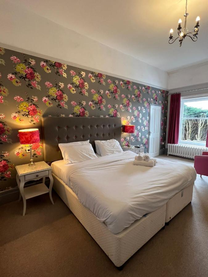 St Andrews Town Hotel ドロイトウィッチ エクステリア 写真